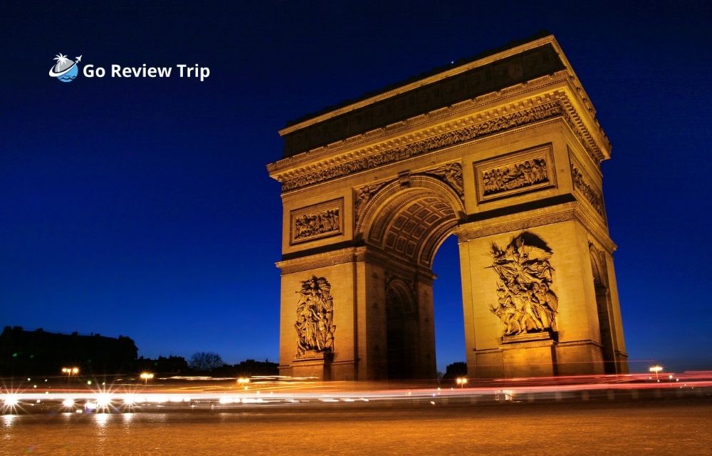The Art of Traveling to France Alone: A Solo Traveler's Story